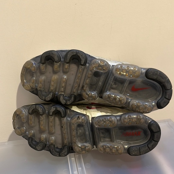 Nike Silver and Black Sneakers - Picture 6 of 7